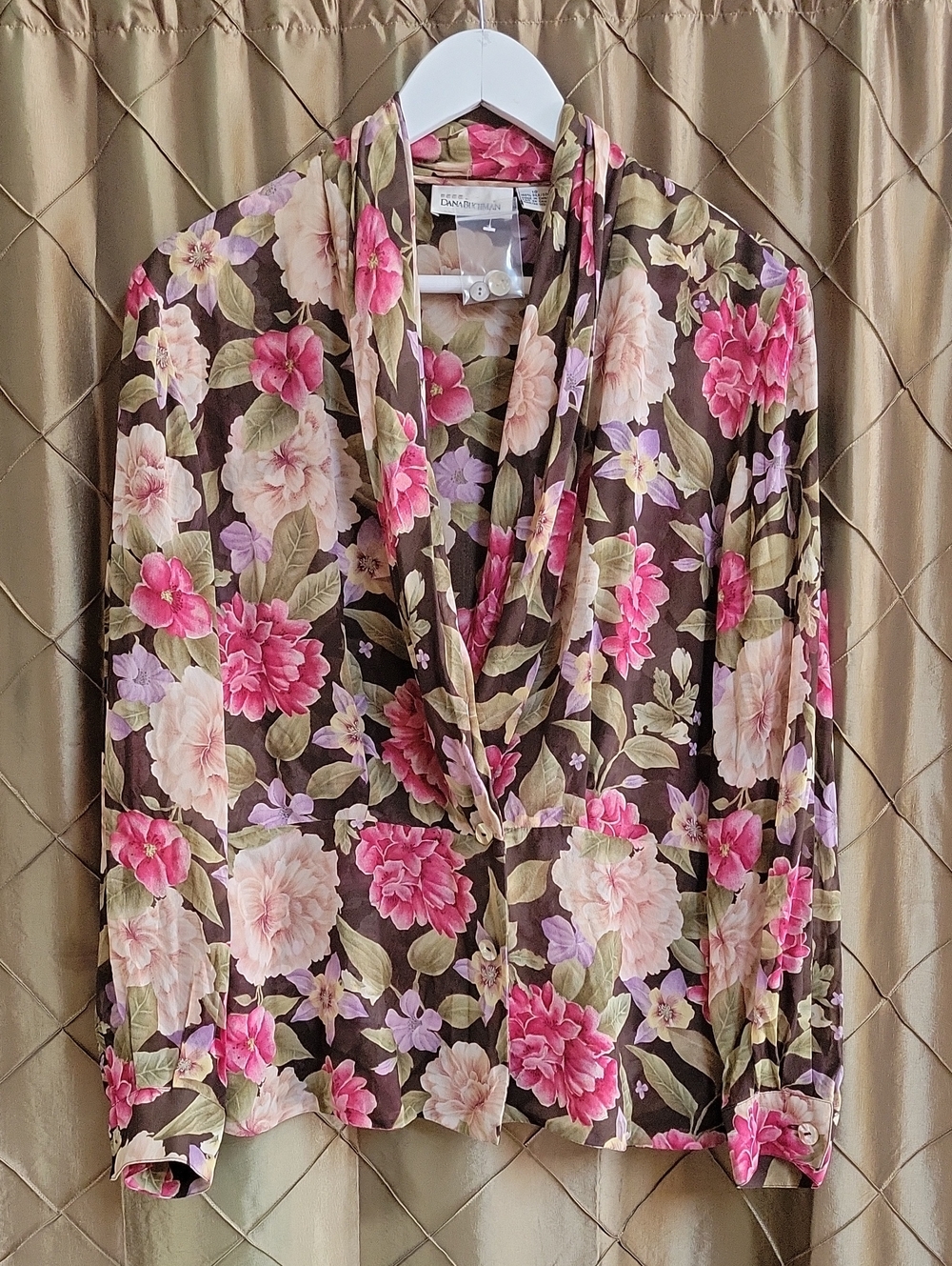 EUC- STUNNING Vintage Dana Buchman 100% Silk Wrap Front Blouse